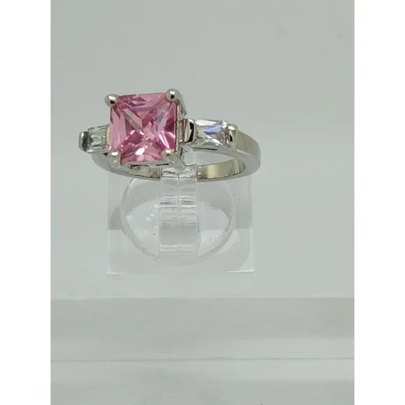 3.5 Ct Vintage 3-Stone White Gold Silver Tone Pink‎ Sim Diamond CZ Ring Size 10 - Picture 4 of 10